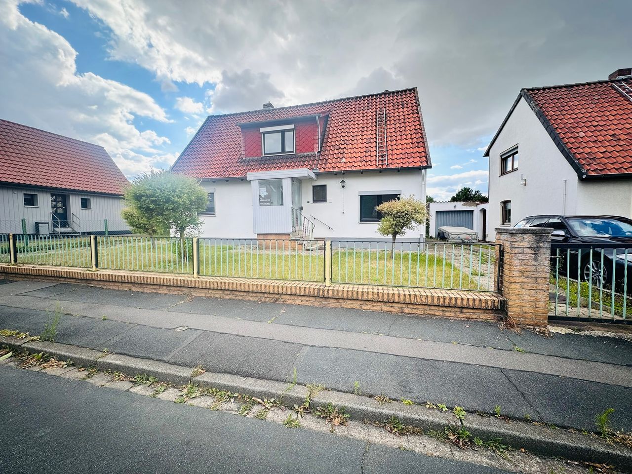 Außenansicht Straßenseite